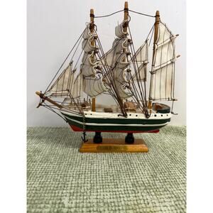 A VDN Humboldt Model Ship Wood Sailboat Tall Ship Nautical Decor 10 Inch